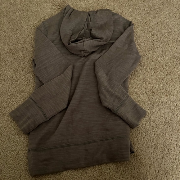 Old Navy Fleece Lined Girls Sweatshirt - Picture 5 of 5